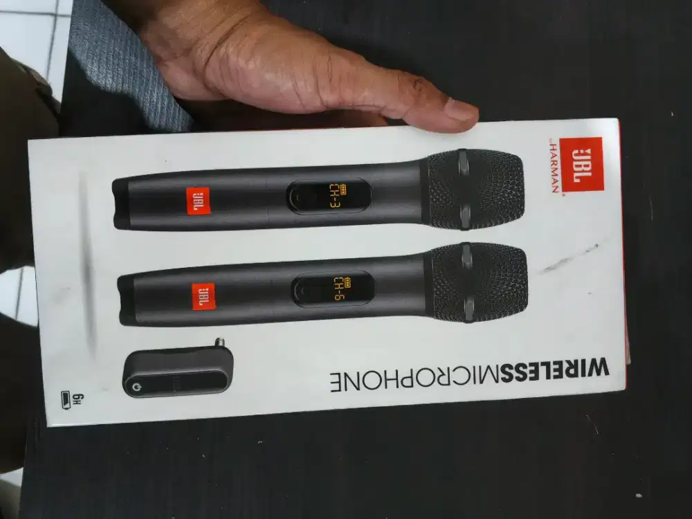JBL MIC WIRELESS BLACK