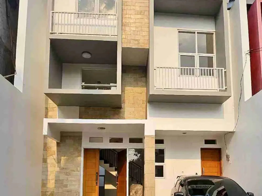 Rumah Siap Huni Di Caman Kalimalang Dekat Stasiun LRT