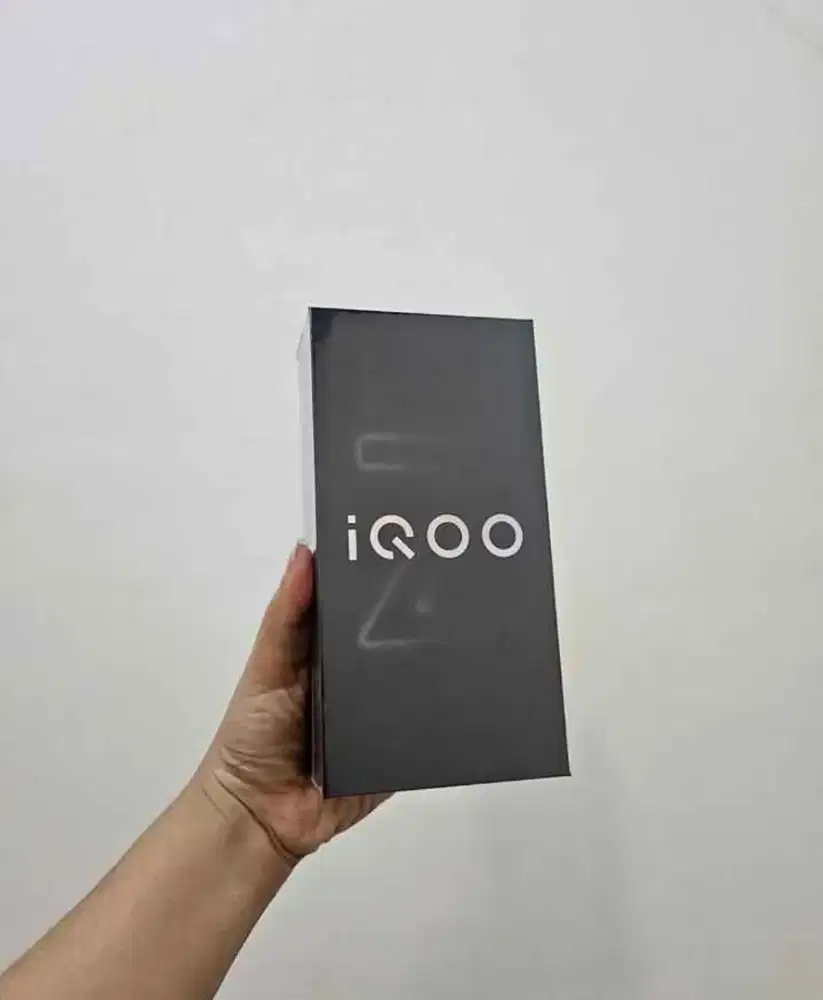 Vivo Iqoo Z9x 5G 8/256 Baru