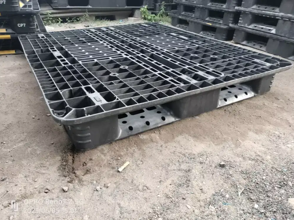 sedia pallet plastik murah