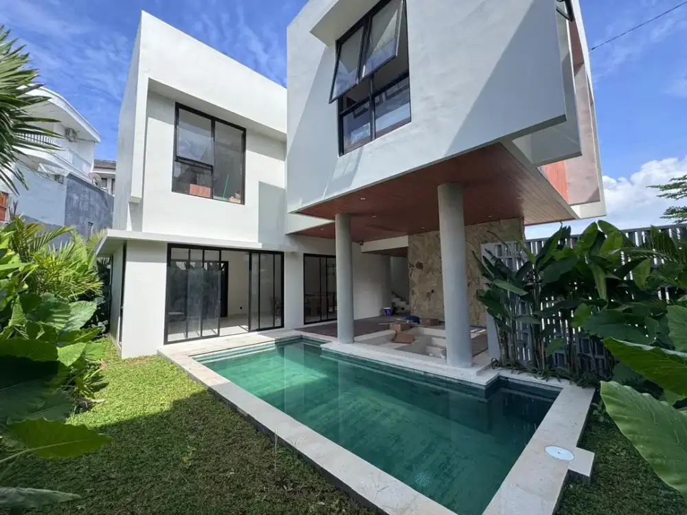 Modern Luxury 3 Bedroom Villa in Jimbaran