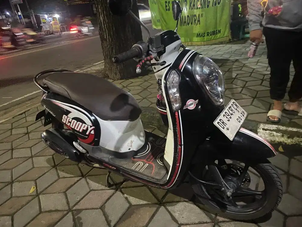 Jual Motor Scoopy tahun 2016 Surat lengkap