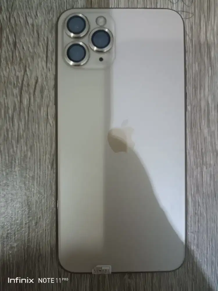 Iphone 11 pro (Gold)