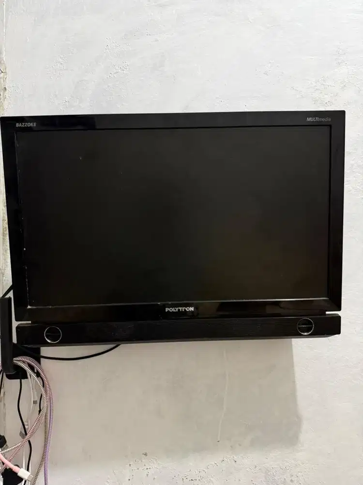 TV LED POLYTRON 24 INCH