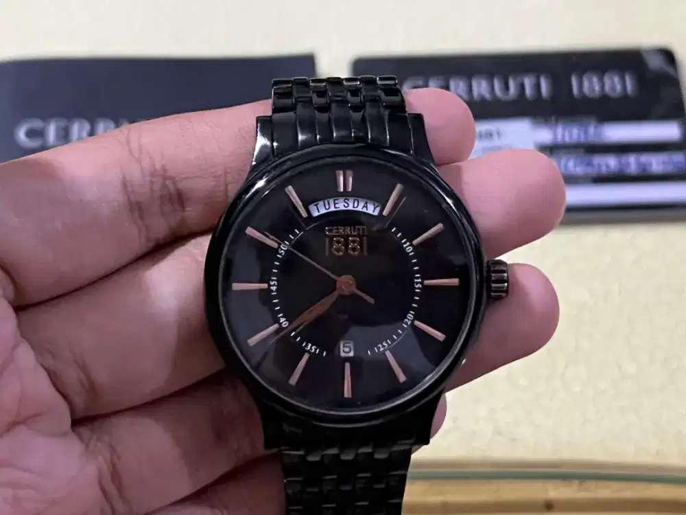 Jam Tangan CERRUTI 1881