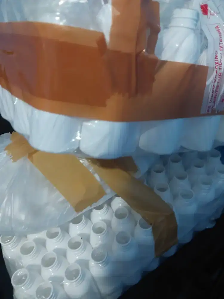 Botol spray BARU 100ml (putih susu) ada 200pcs