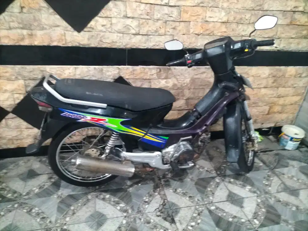 Kawazaki Kaze R 2002  tgn 1 ors mesin nurmal PJK hdp llkp