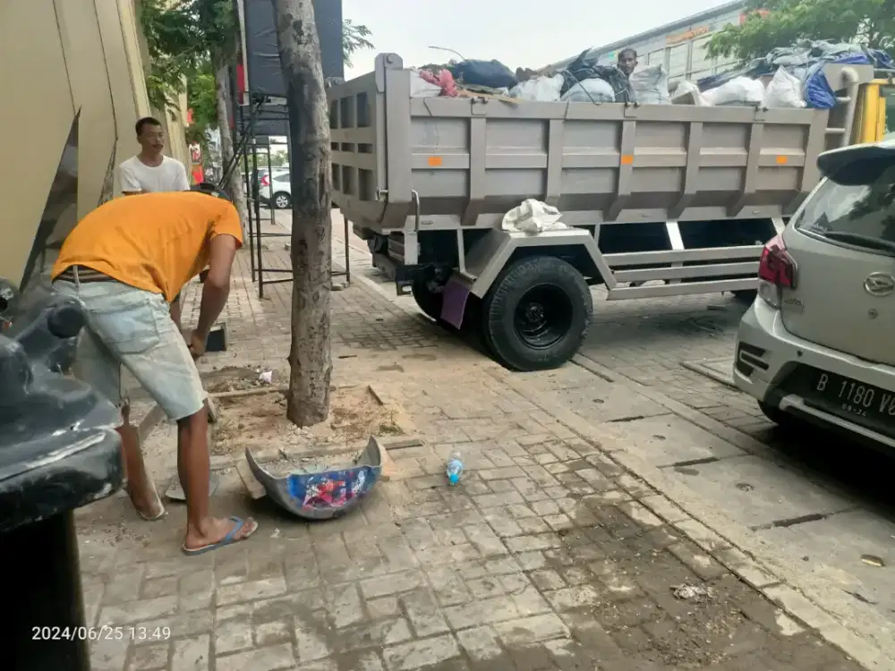 Jasa buang puing sampah proyek terdekat murah