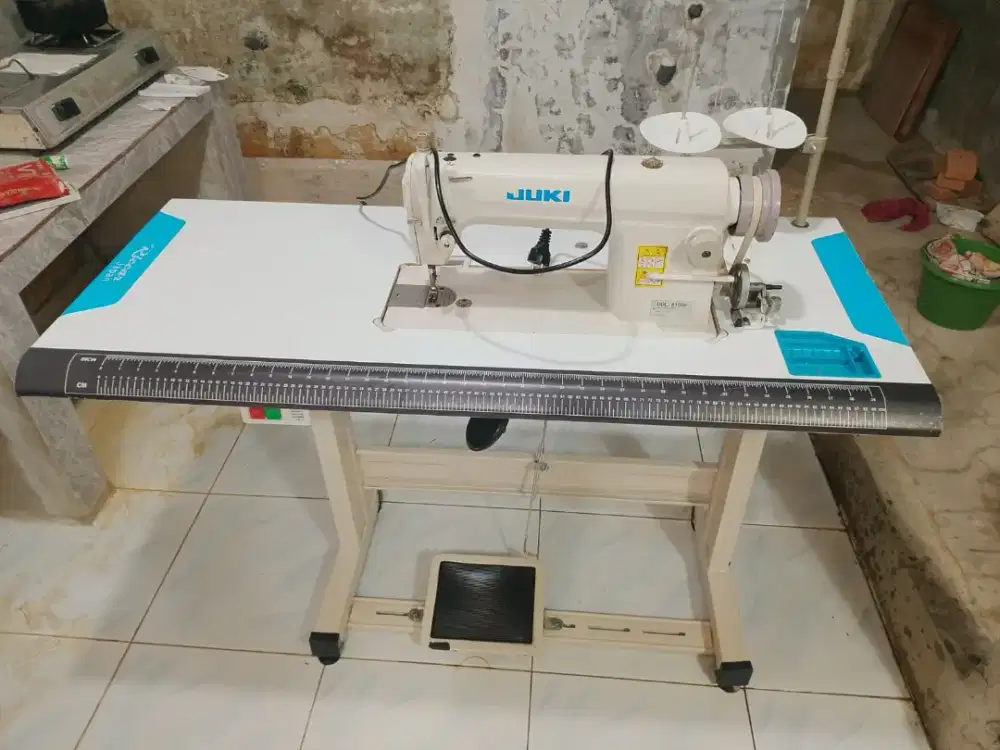 Mesin Jahit Juki