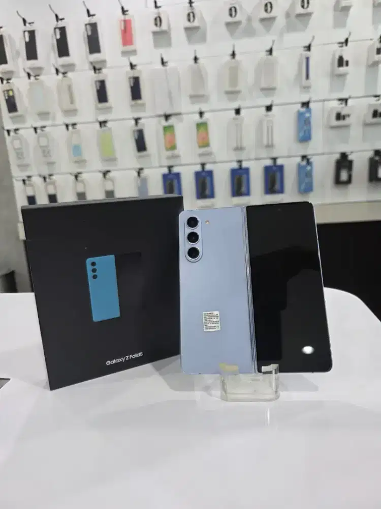 Samsung z fold 5 512