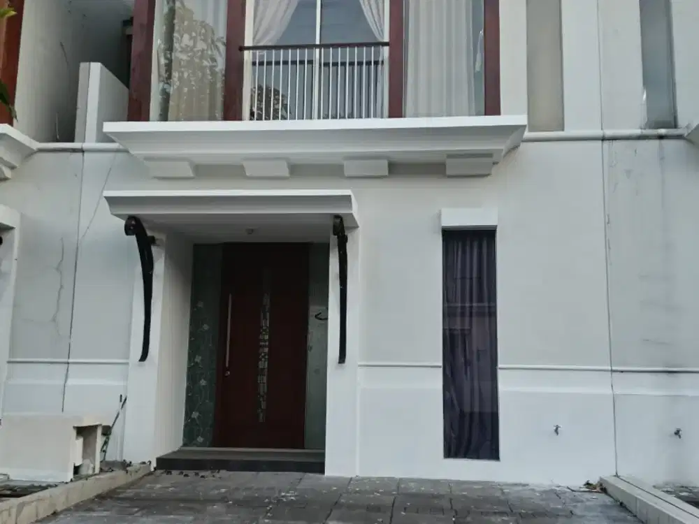 Disewakan Murah Rumah  Minimalis Modern Grand Harvest Kebraon