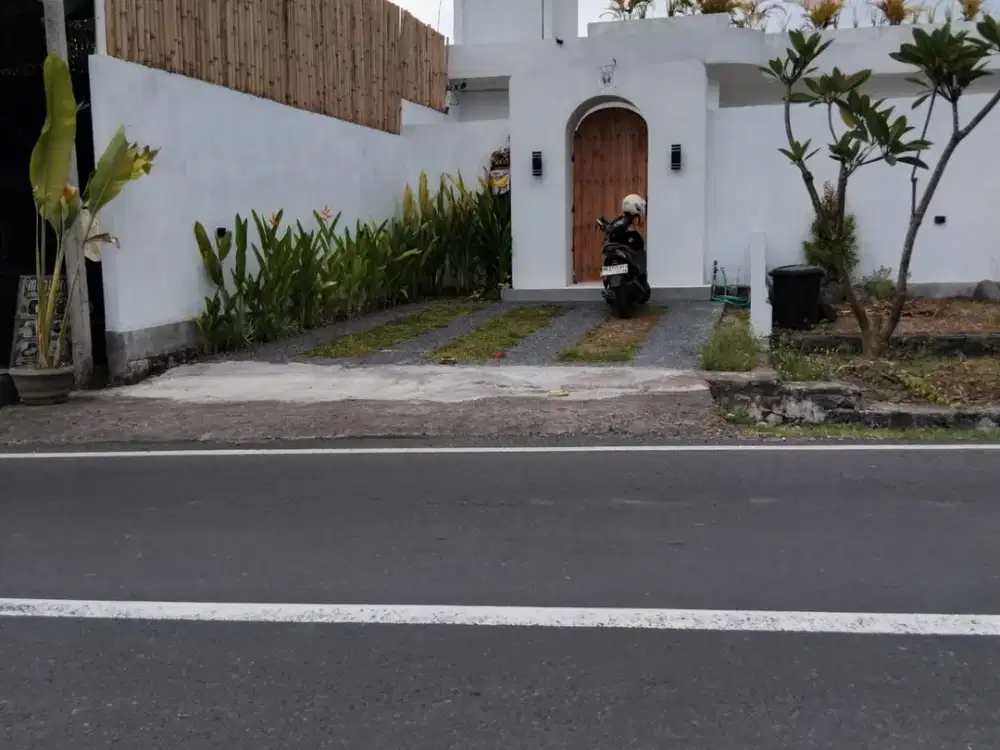 Disewakan Villa Mewah ada Pool Daerah Tumbak Bayuh Badung Bali