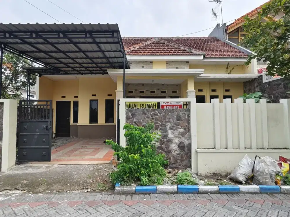 Dijual Rumah Minimalis Siap Huni Griya Kebraon Dekat Grand Harvest