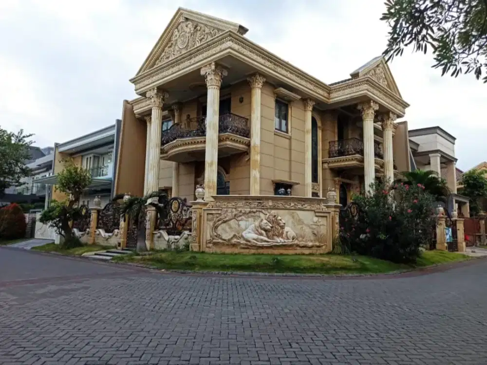 Dijual Rumah Klasik Mewah di San Antonio Pakuwon City
