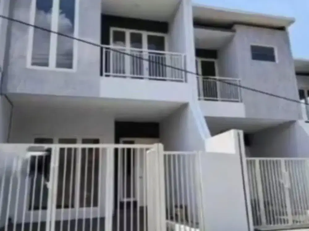 Dijual Rumah Cantik 2 Lantai Siap Huni lokasi Jemur Andayani Pusat Surabaya