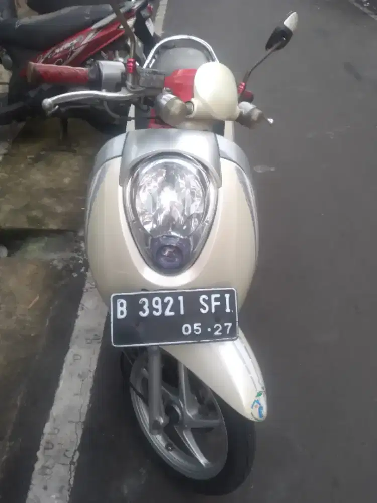 Dijual Honda Scoopy 2012