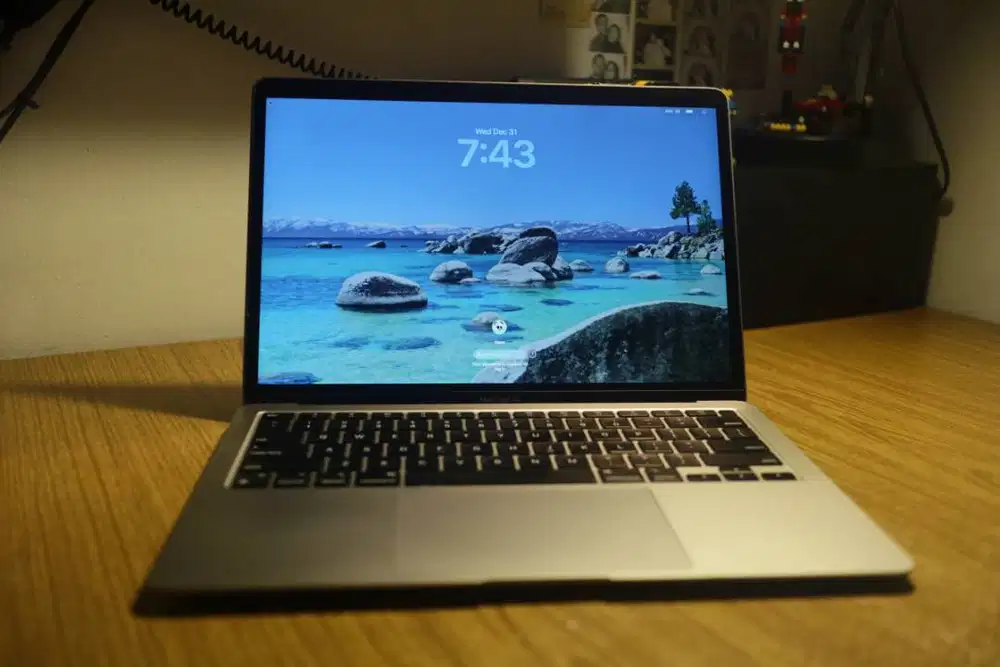 Macbook Air M1 2020 Space Grey 8/256 GB Ex iBox