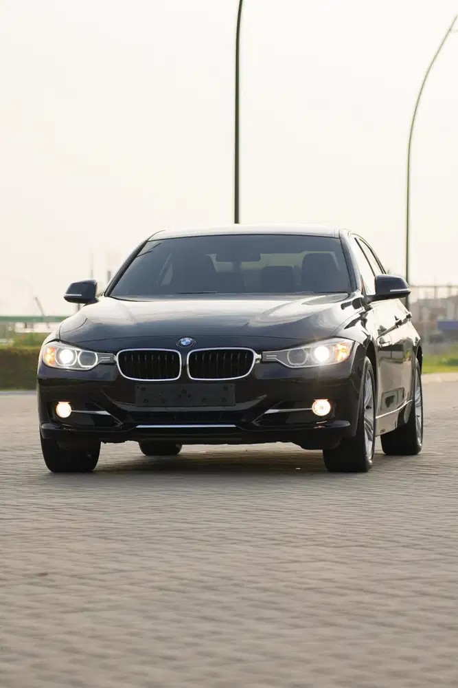 Unit Cakep !! BMW 320i Sport 2015 (F30)