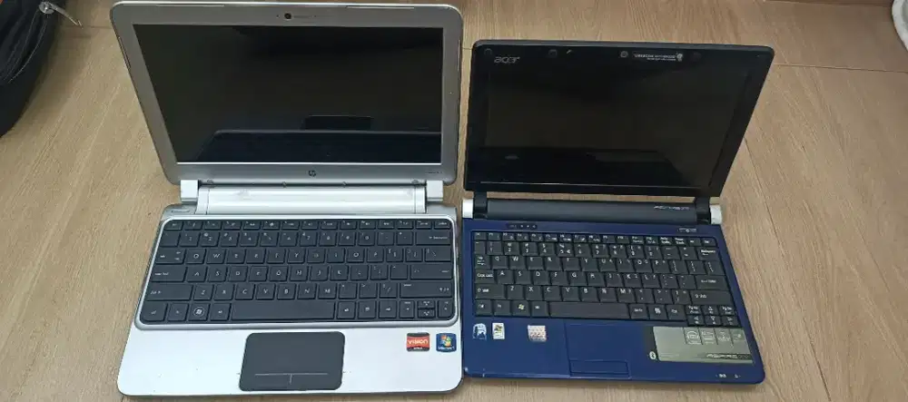 Jual cepat 2 notebook matot casing dan layar bagus mulus BU
