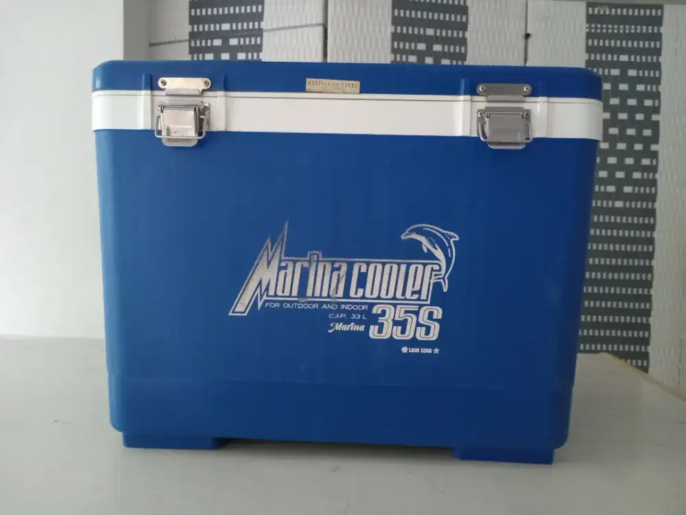 Cooler Box Lion Star 33L