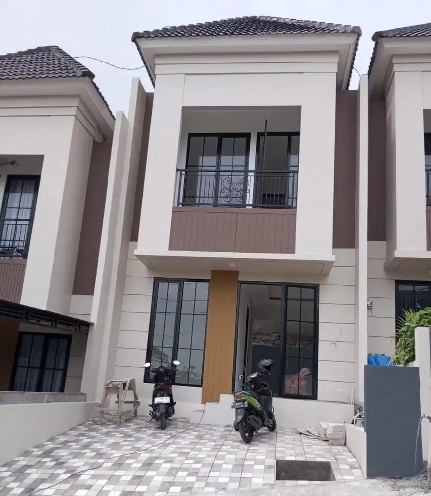 DIJUAL RUMAH SEMI FURNISHIED DI GRAND ARMINA BANYUMANIK SEMARANG