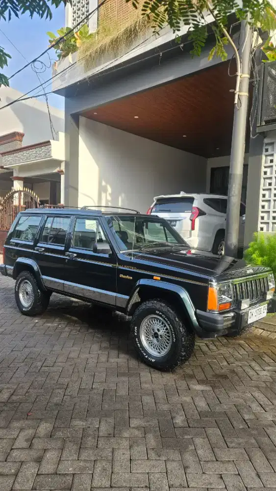 Cherokee 1995 4.0 AT
