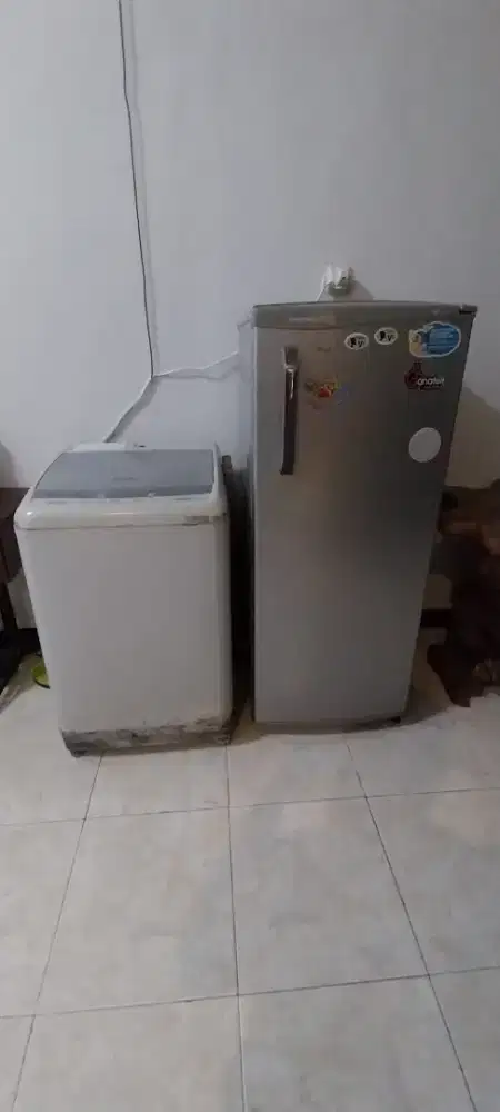 Kulkas dan mesin cuci