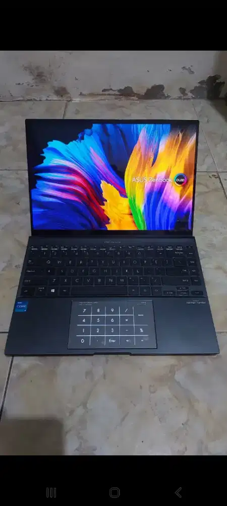 Asus Zenbook UX5401E Oled Touch Screen
i5 GEN 11
RAM 8GB
SSD 512 GB