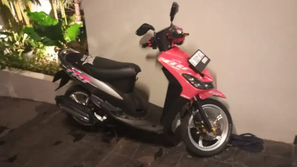 Mio Smile 2010 Maroon