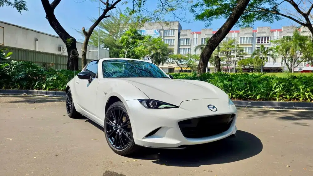 [KM 800 PERAK]MAZDA MX5 MIATA RF CABRIOLET PUTIH AT 2025 MINI ROADSTER
