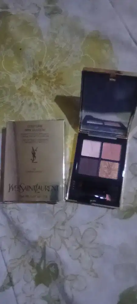 ysl eyeshadow couture mini clutch original
