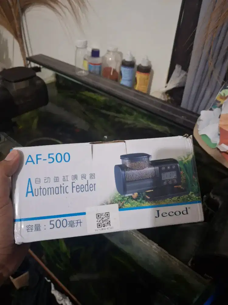 Automatic feeder / pakan ikan otomatis