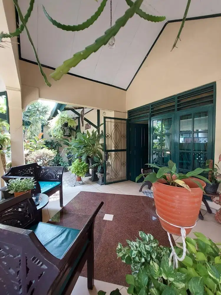 Rumah terawat rapih siap huni di Pinang Griya Permai