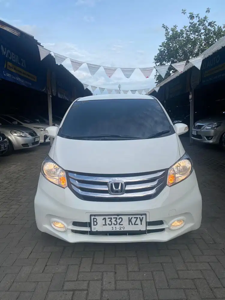 Honda Freed E PSD 2014 KM80rb AC Double Bebas Laka Banjir istimewa