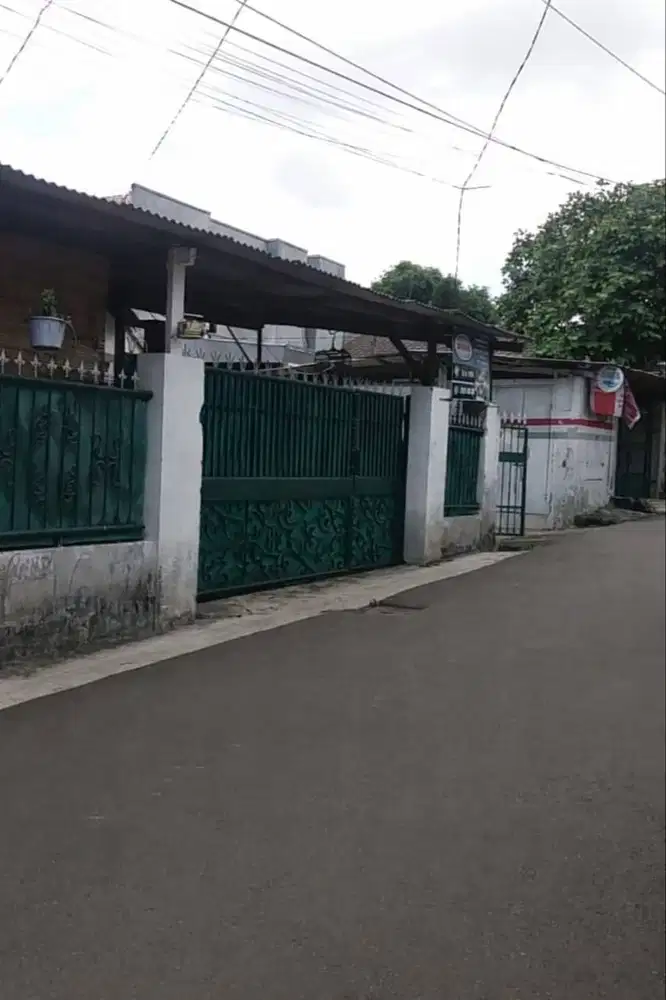 Dijual Rumah Hitung Tanah di Kebayoran Lama, Jakarta Selatan
