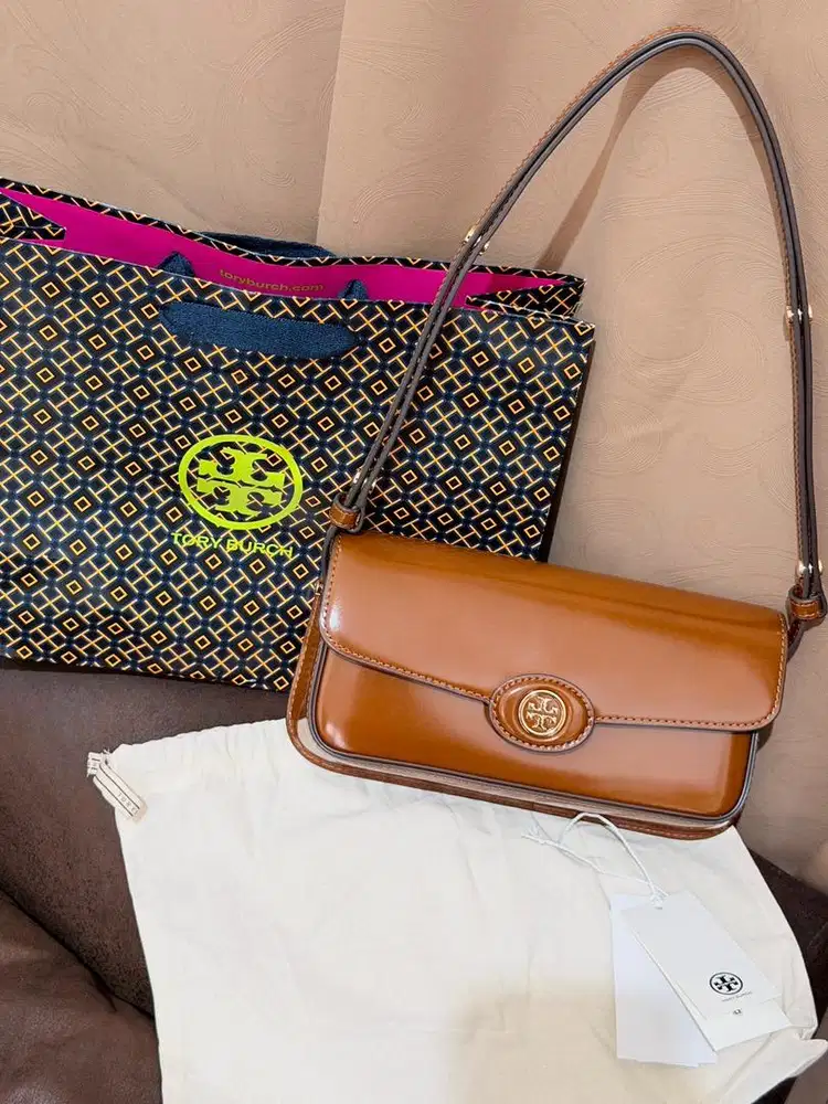 Tory burch robinson