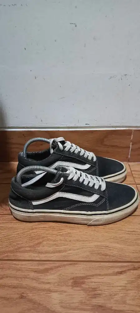 Sepatu vans oldskool