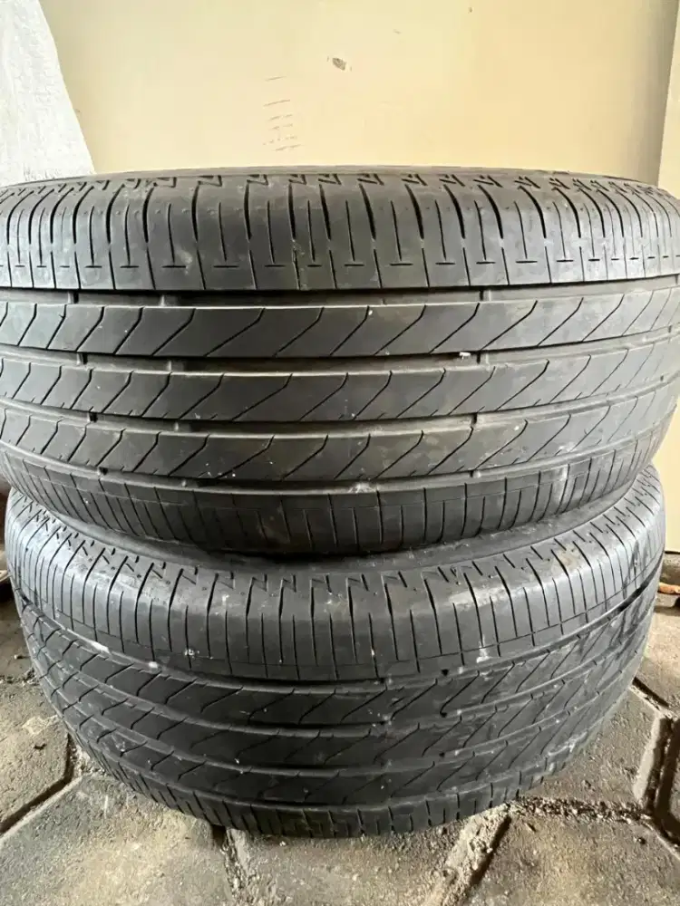 Ban bridgestone 215/55/R17