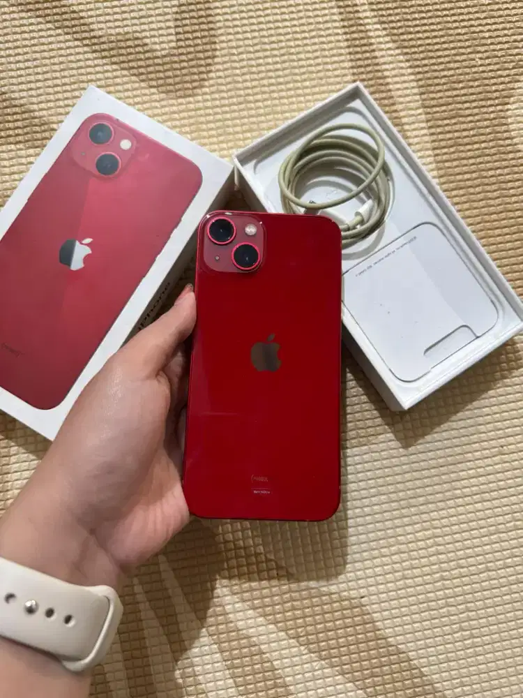 iPhone 13  256 Red BH 88%