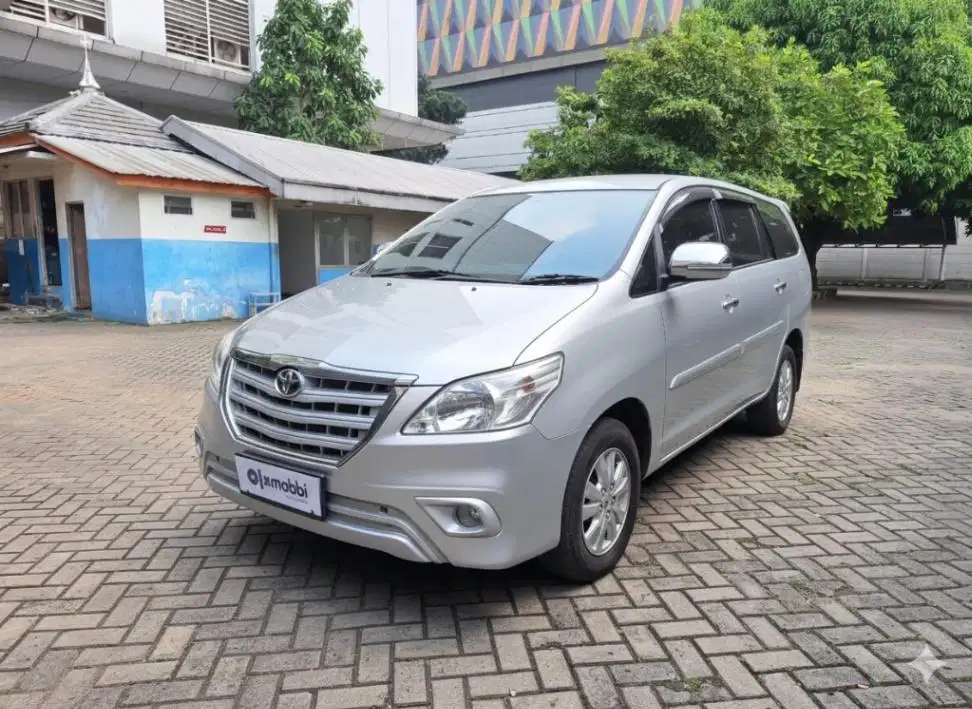 DP RENDAH Toyota Kijang Innova 2.0 G Captain Seat Bensin-MT 2013 SYI