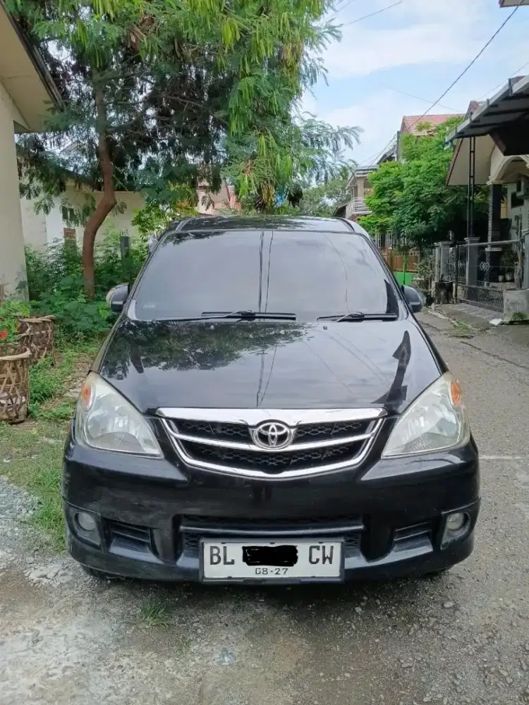 Toyota Avanza 1300 G (2011)