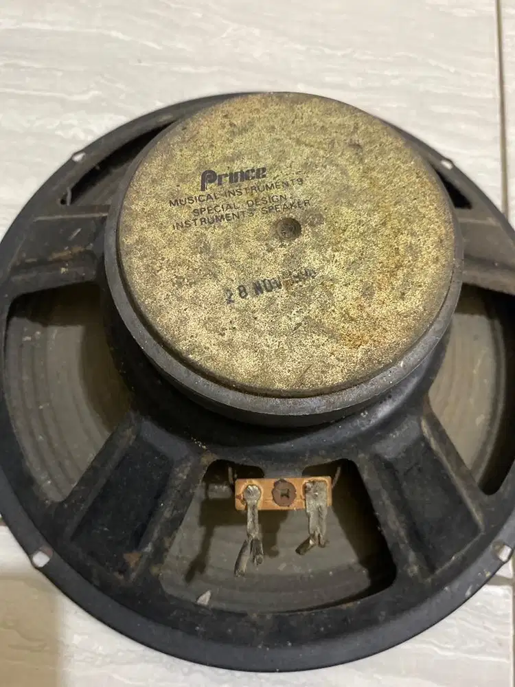 Speker 10in masih ori perlu servis