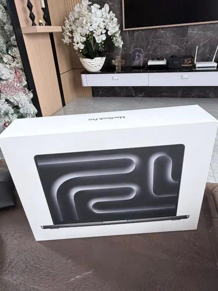 Macbook Pro M4 14inch 1TB iBox - BNIB