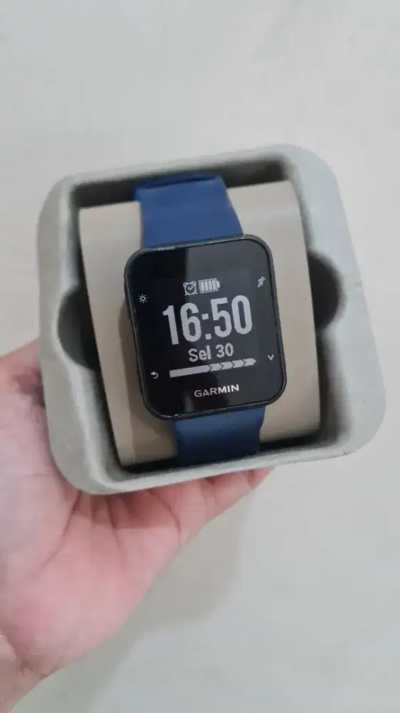 Jam Tangan Garmin forerunner 35