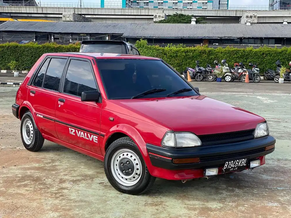 Toyota Starlet Kotak 1990 1,3 SE
