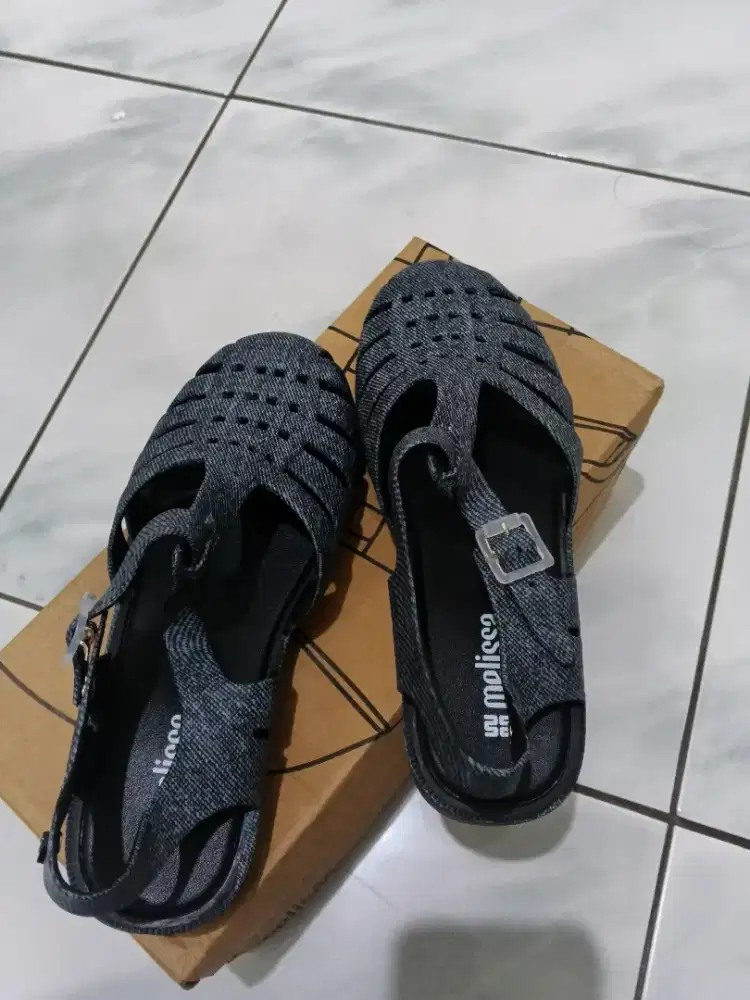 Sepatu Melissa possesion denim black