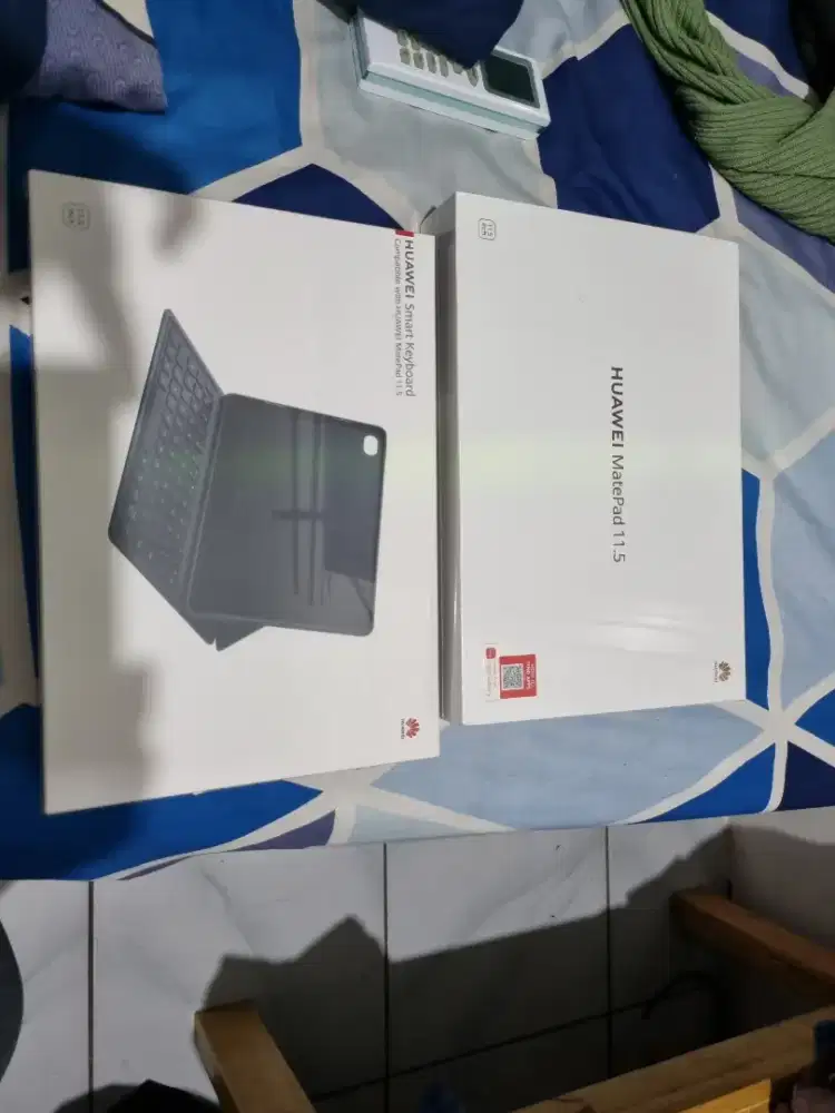 Huawei Matepad 11.5 space gray 6/128 plus keyboard kondisi baru