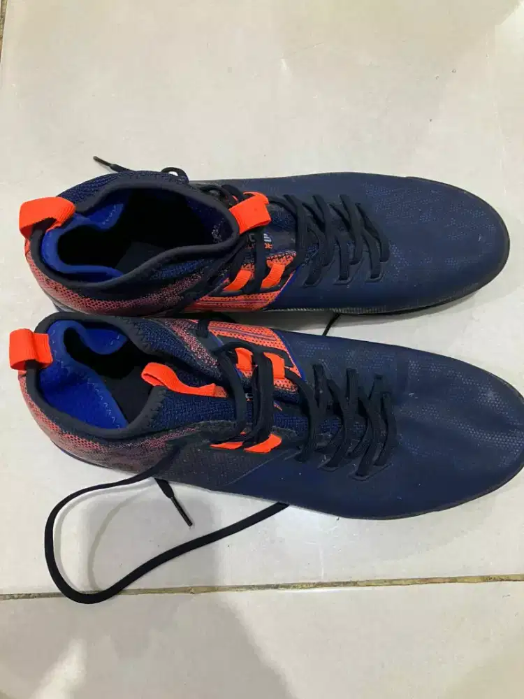 Kipsta Sepatu Bola A900 High Dewasa Decathlon