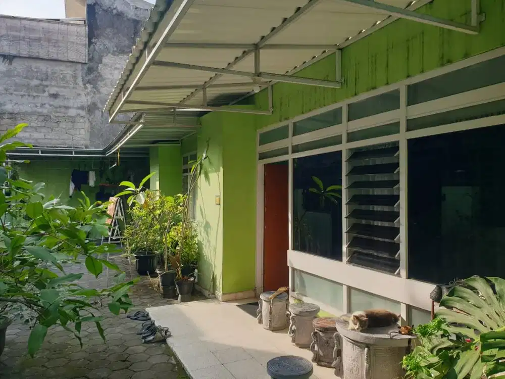 DIJUAL RUMAH STRATEGIS (cocok untuk kos) - TENGAH KOTA YOGYAKARTA