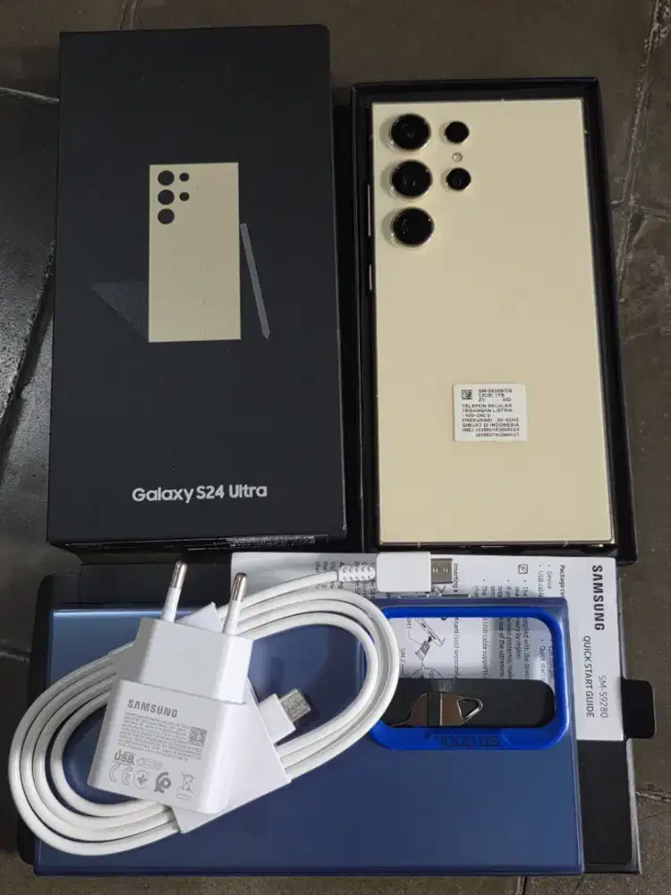 Jual  hp likenew samsung S24 ULTRA 5g 12/1tb garansi resmi fre ADAPTOR